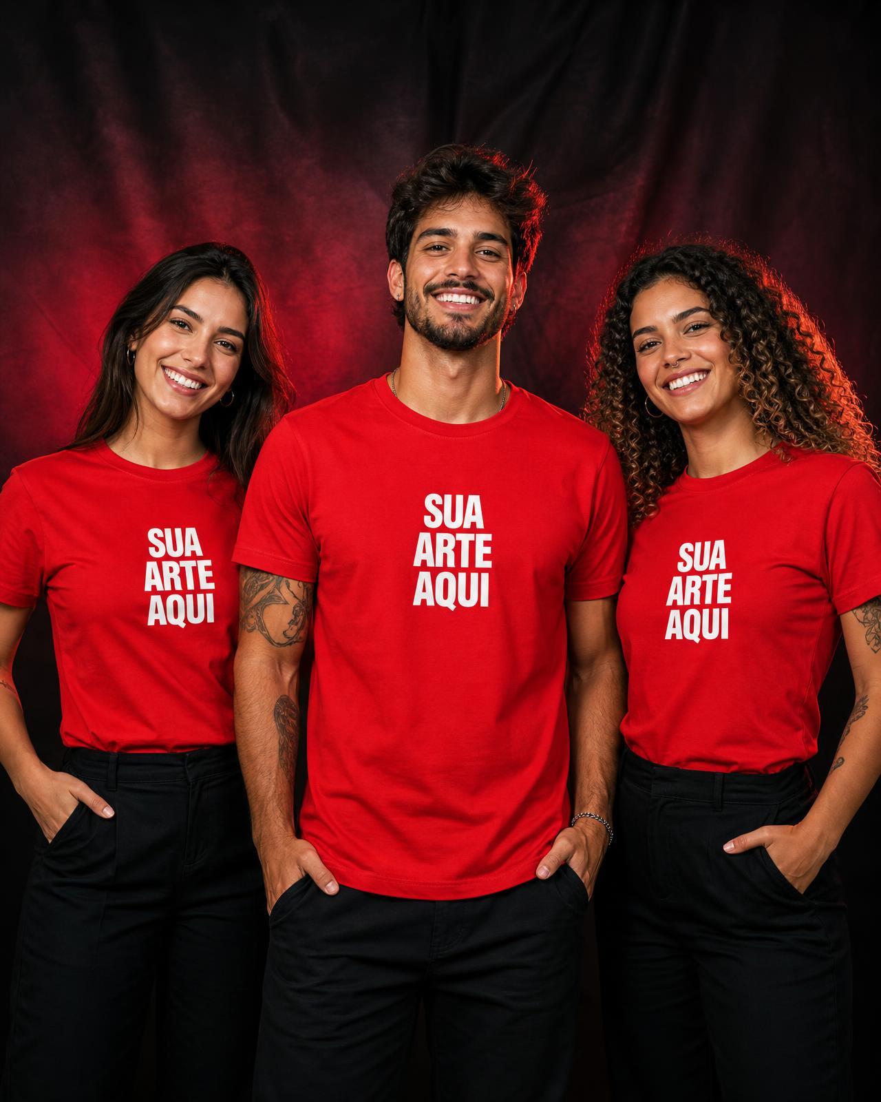 Equipe vestindo camisas personalizadas da Malharia Ponto Sem Nó